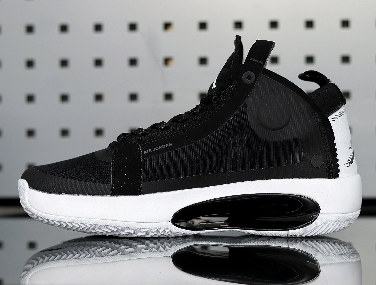 Air Jordan 34 'Eclipse' AR3240 001