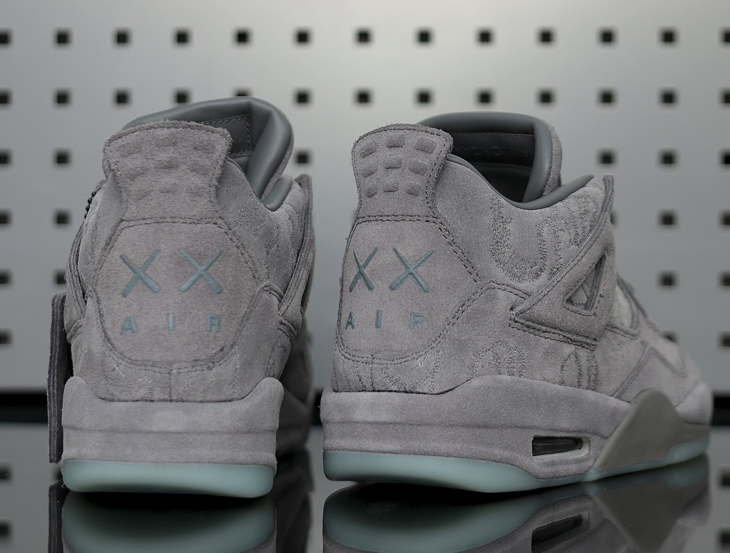 KAWS x Air Jordan 4 Retro 'Cool Grey' 930155 003