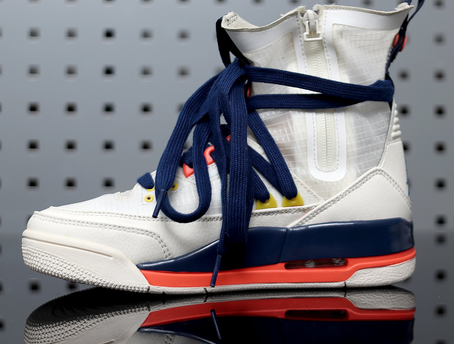 Wmns Air Jordan 3 RTR EXP Lite 'Sail Blue Void' BQ8394 100
