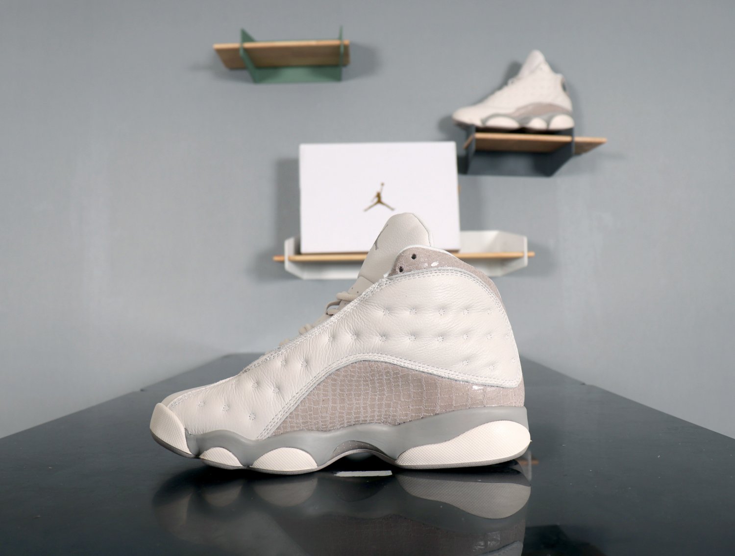 Wmns Air Jordan 13 Retro 'Phantom' AQ1757 004