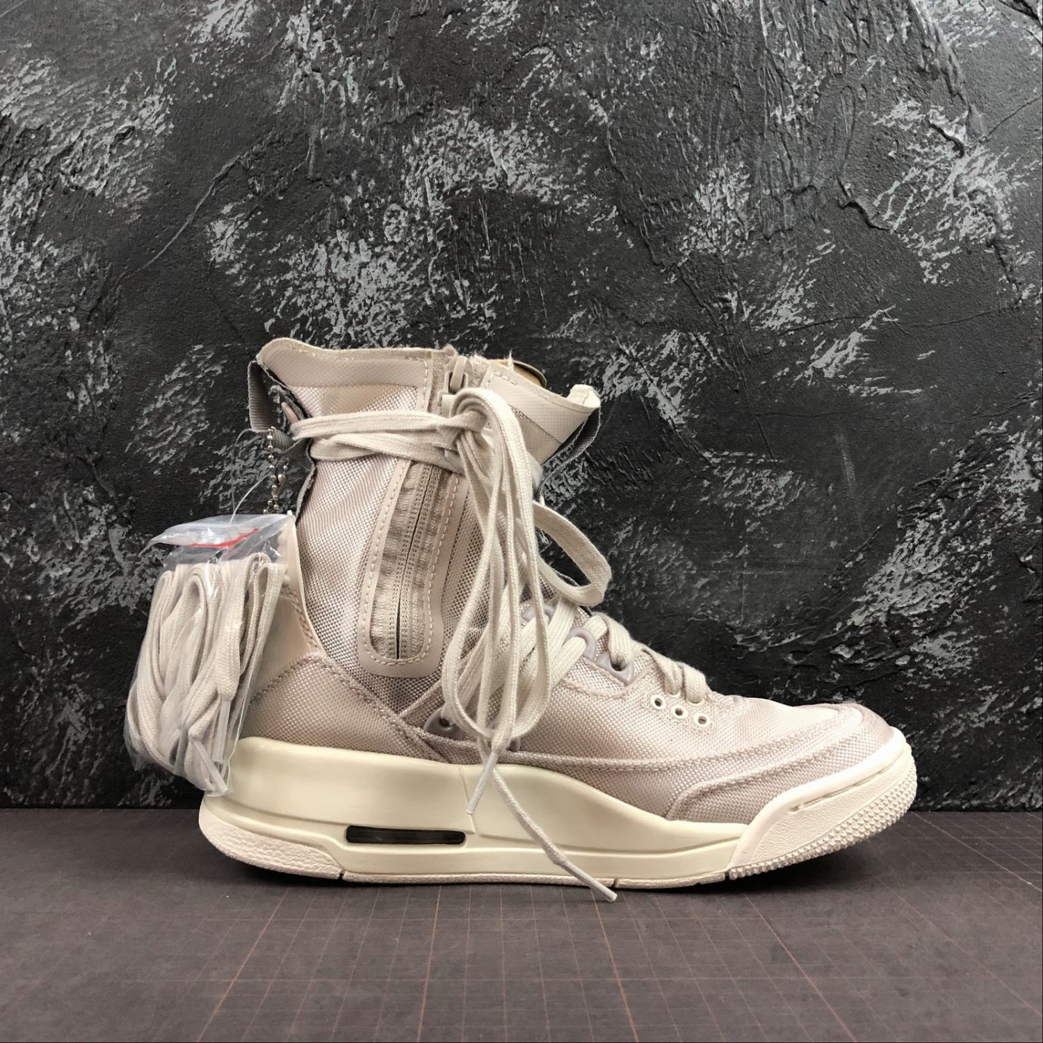 Wmns Air Jordan 3 RTR EXP Lite BQ8394 002