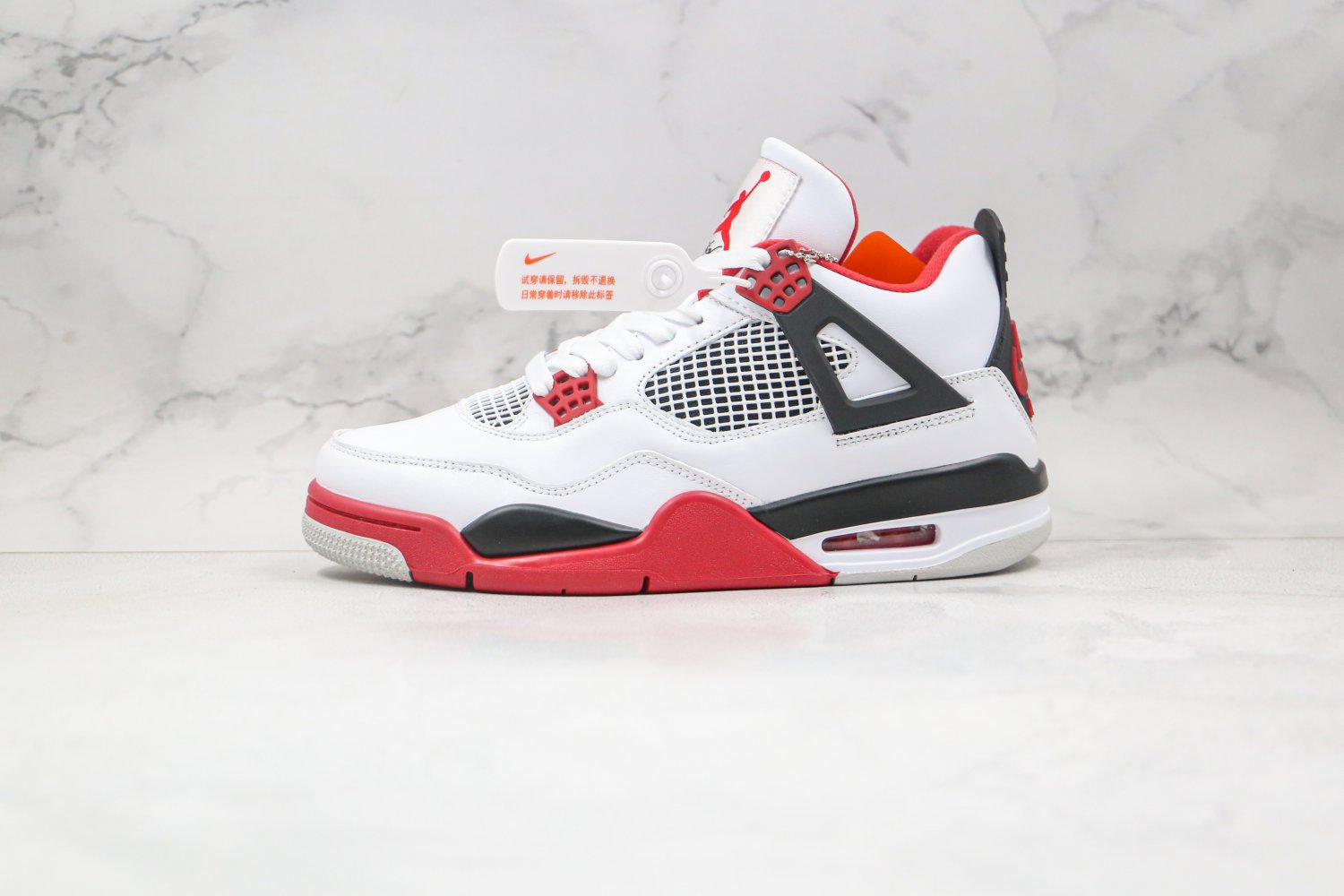 Air Jordan 4 Retro OG DC7770