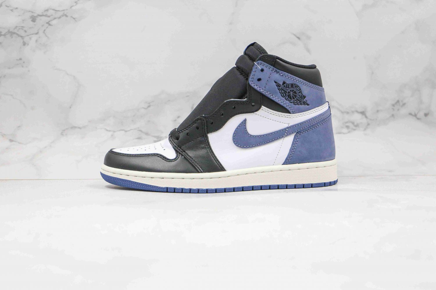 Nike Air Jordan Retro 1 High Blue Moon AJ 555088-115