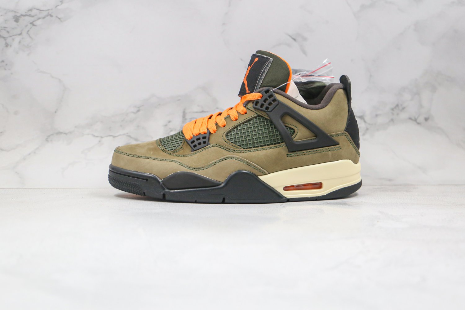 Undefeated x Nike Air Jordan 4 Retro UNDFTD JBM351-M1