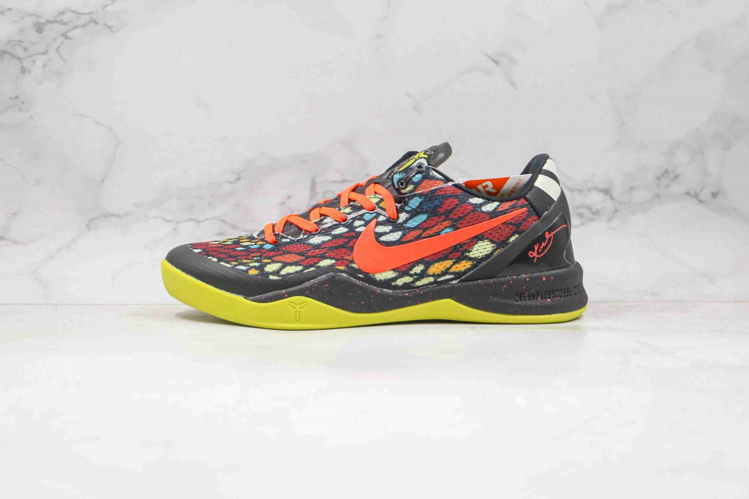 Nike Kobe 8 System GC Christmas 2012 Solid Outsole 555286 060
