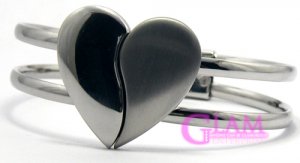 GSB080 NEW! STUNNING SILVER TONE HEART FASHION BANGLE