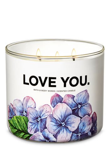 Bath & Body Works Fresh Cut Lilacs Scented Candle