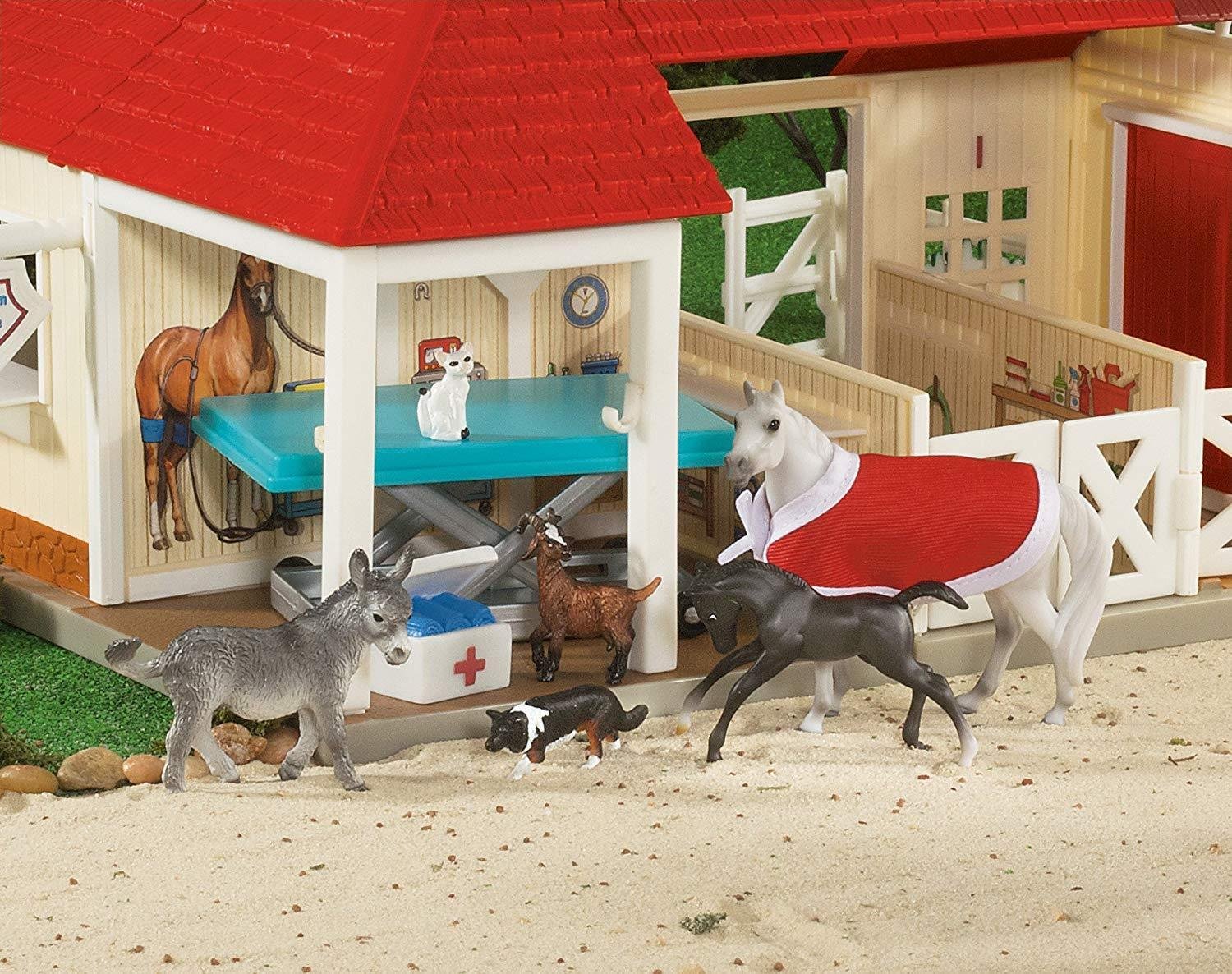 Horse Toys For Girls Boys Breyer Playset Stablemates Deluxe Animal