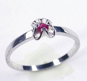 Brand 'LIYING'  Elegant 925 Sterling Silver Ring with Nature Ruby