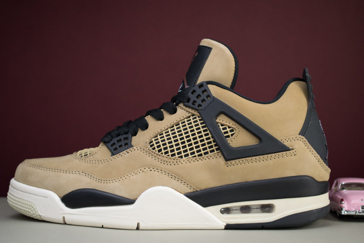 aj 4 fossil