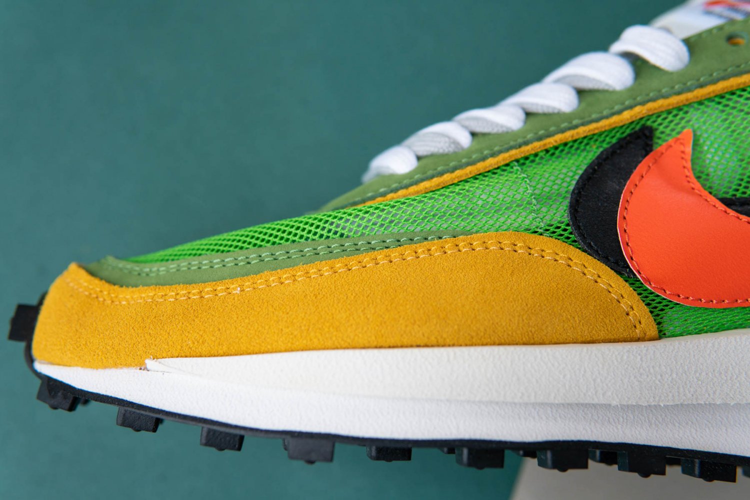 sacai green yellow