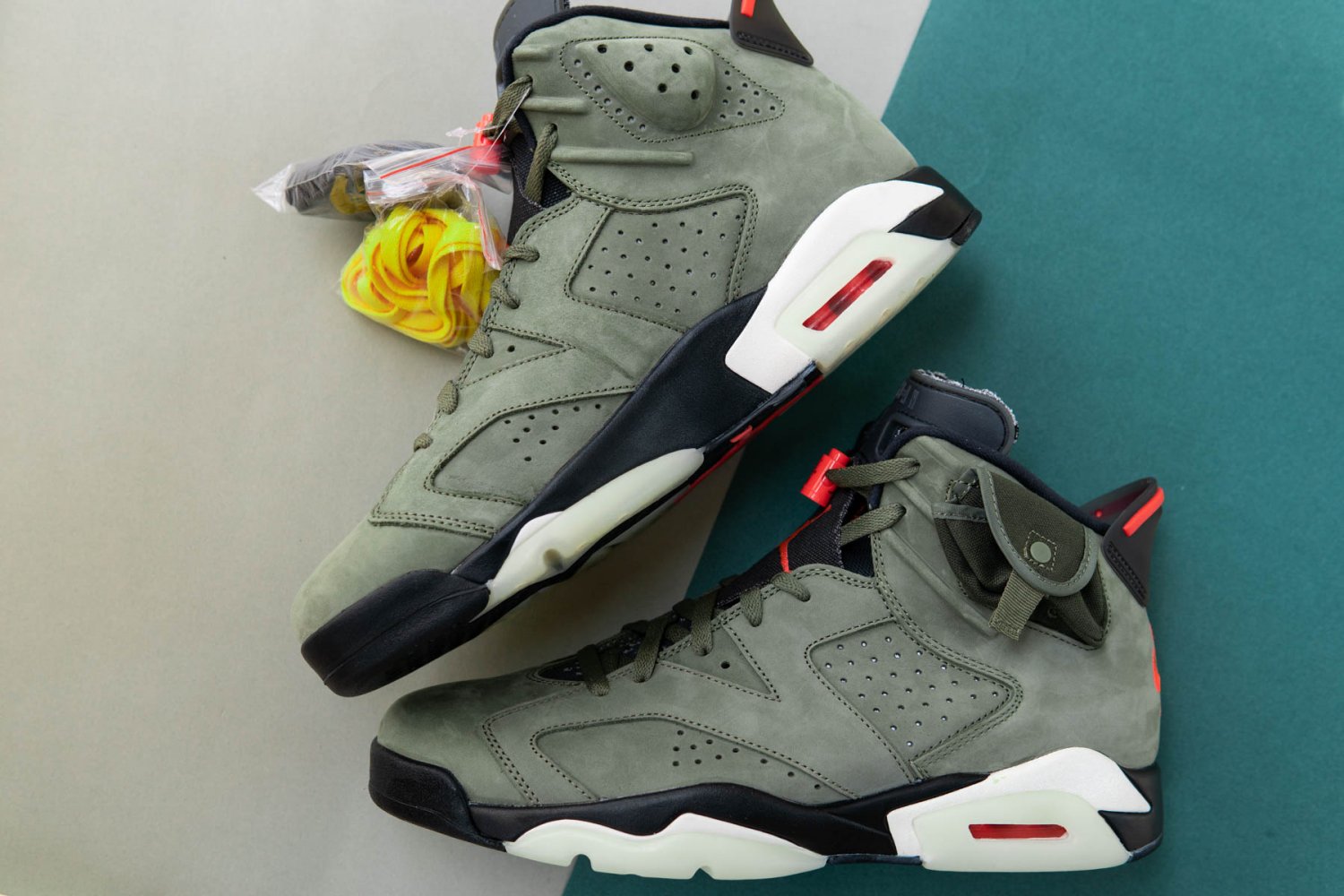 Jordan 6 Retro Travis Scott Olive