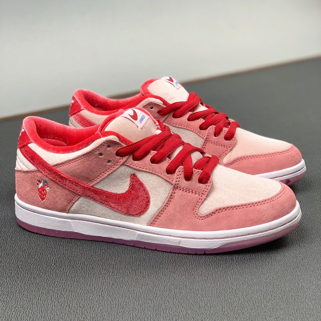 nike sb strangelove special box