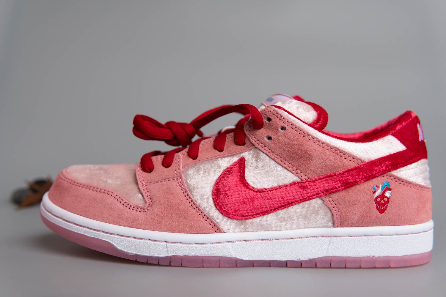 nike sb dunk low strangelove skateboards
