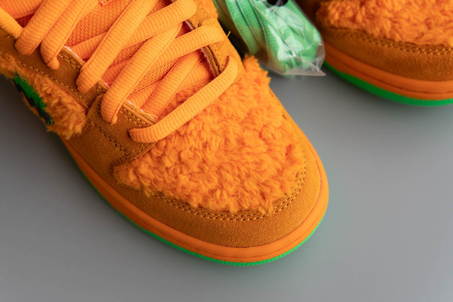 dunk low orange bear