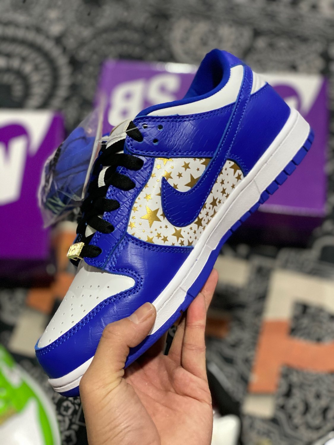 stockx dunk low supreme
