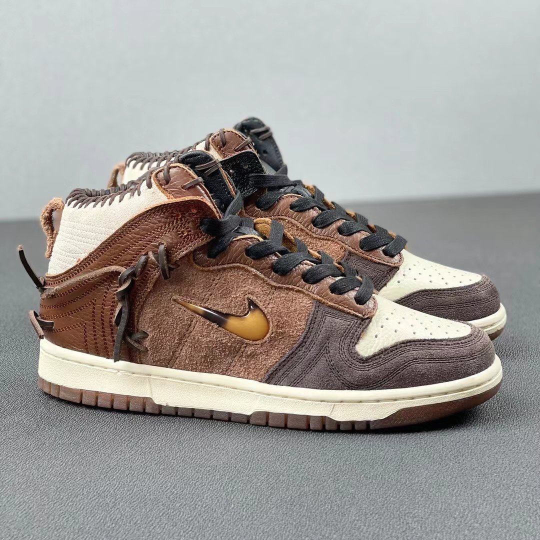 Nike Dunk High Bodega Legend Fauna Brown