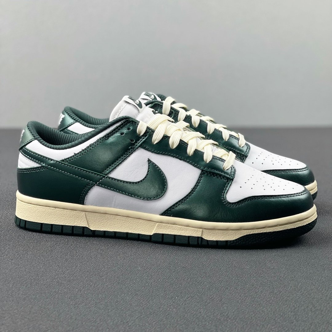 Nike Dunk Low Vintage Green