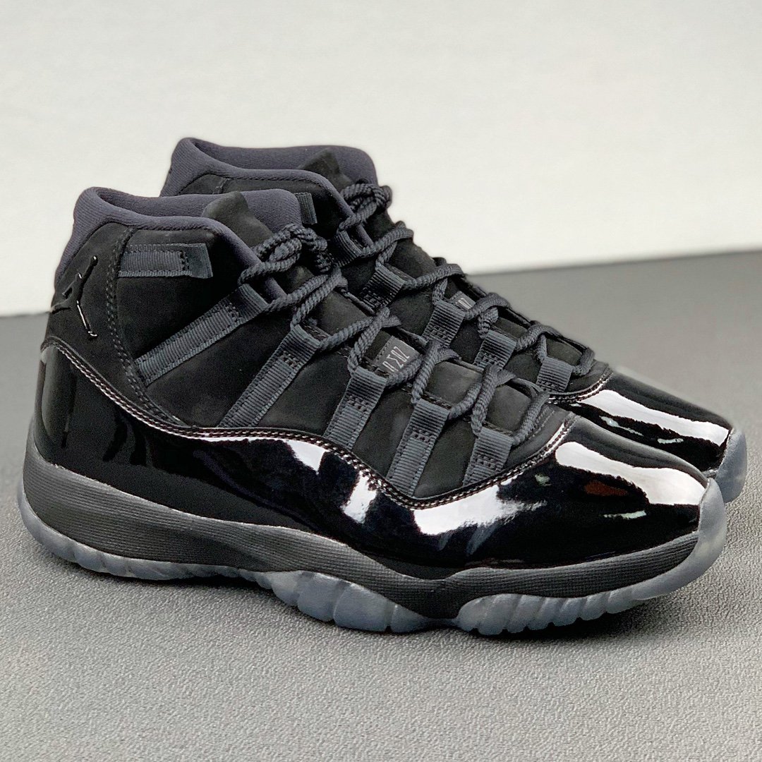 Jordan 11 Retro Cap and Gown