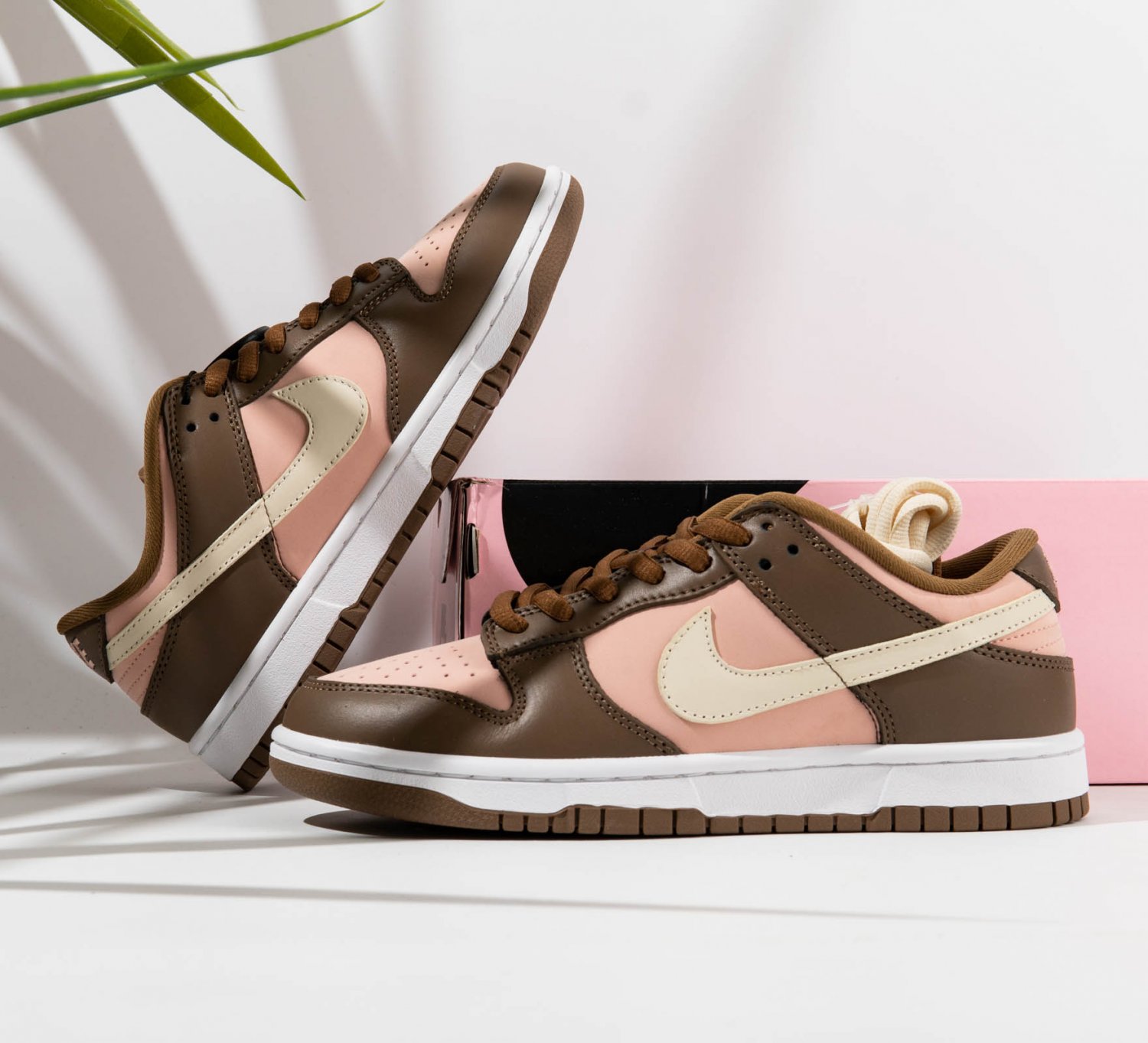 sb dunk low stussy