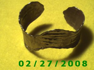 Gold Bracelett 2 5/8"  Inside Diameter (017)