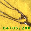 Gold Necklace w/ Pendant    E5005