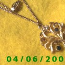 Gold Necklace w/Charm    E5034