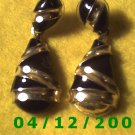 Gold and Black Pierced Earrings      Q1008