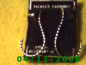 Gold Pierced Earrings Q2016