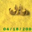 Gold Hoop Pierced Earrings        Q3002