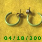Green Hoop Pierced Earrings        Q3009