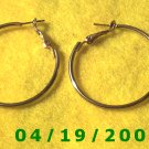 Gold Hoop Pierced Earrings    Q3054