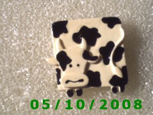Cow Pin   (116)