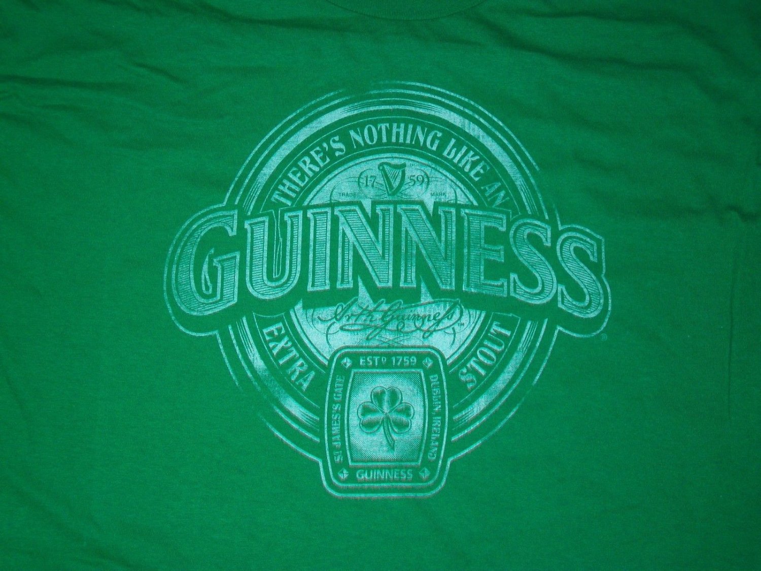 new GUINNESS BEER LOGO t shirt L pub beer party style fashion green