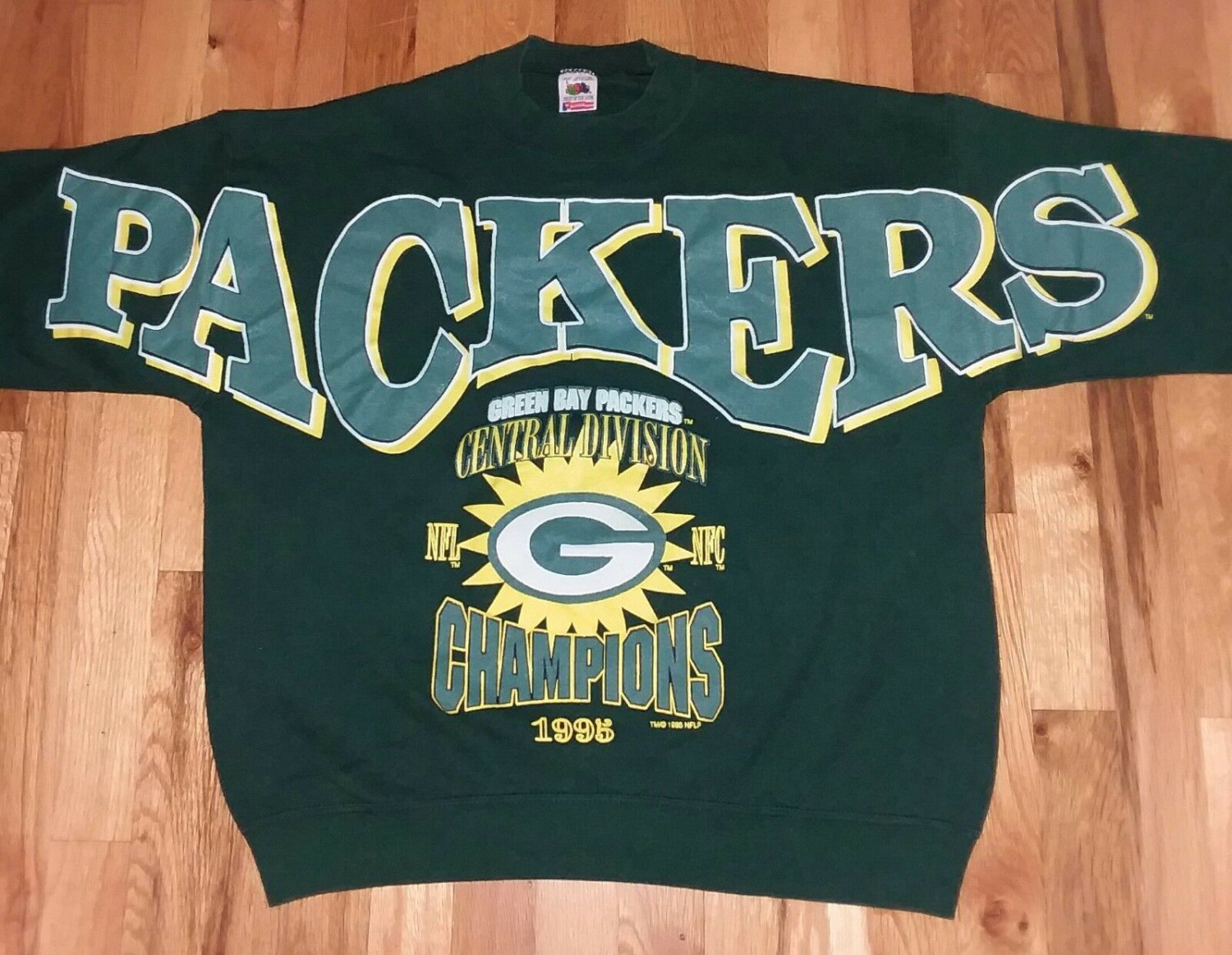 Green Bay Packets Football Central Champs SWEATSHIRT L 50/50 NFL sweat shirt