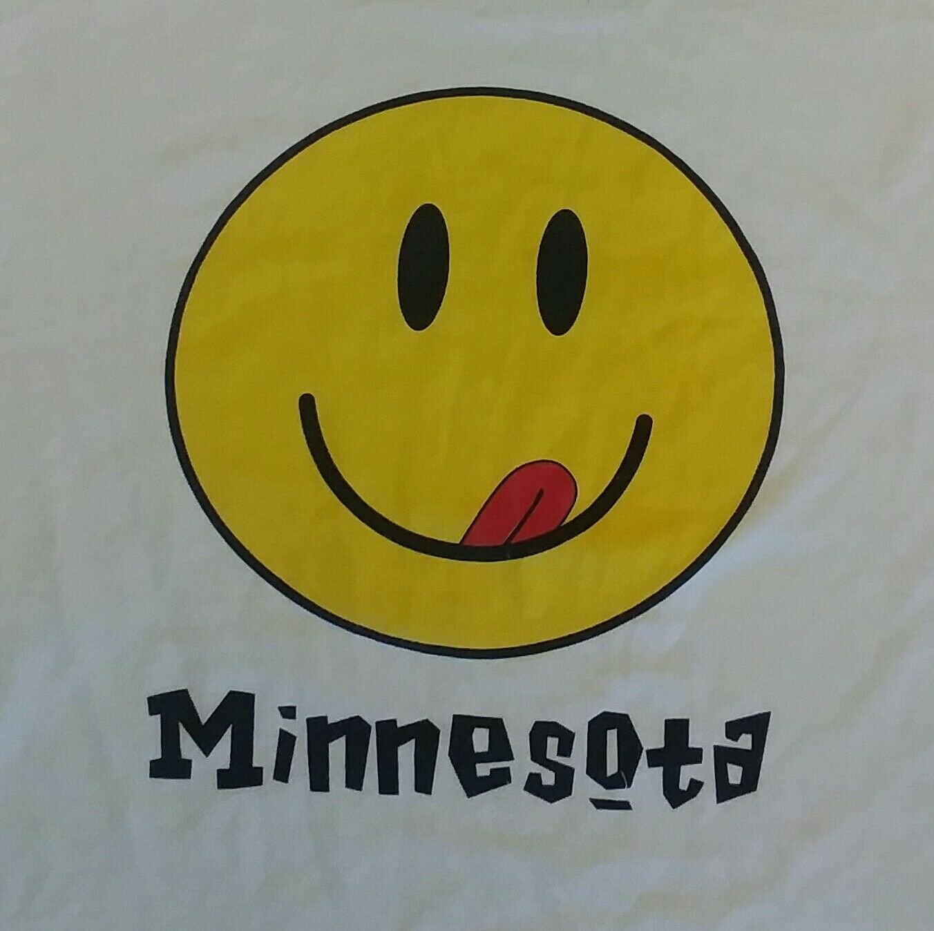 Minnesota Smiley Face Emoji Rave EDM DJ souvenir t shirt L large viking twins