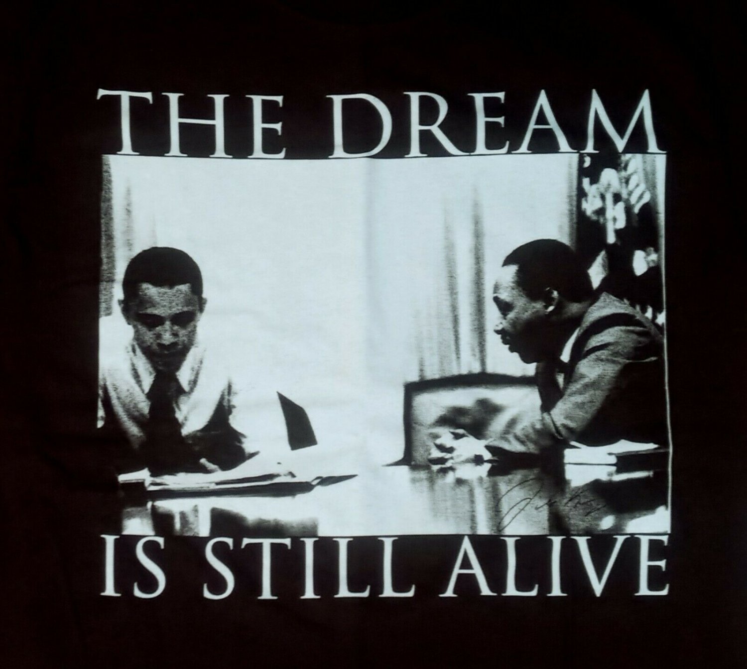 Martin Luther King Jr Obama Dream Still Alive t shirt M NEW nwot medium