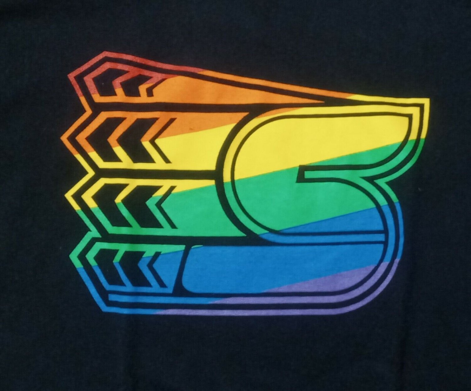 Spokane Chiefs Hockey Rainbow Logo t shirt L NHL WHL LGBTQ pride gay