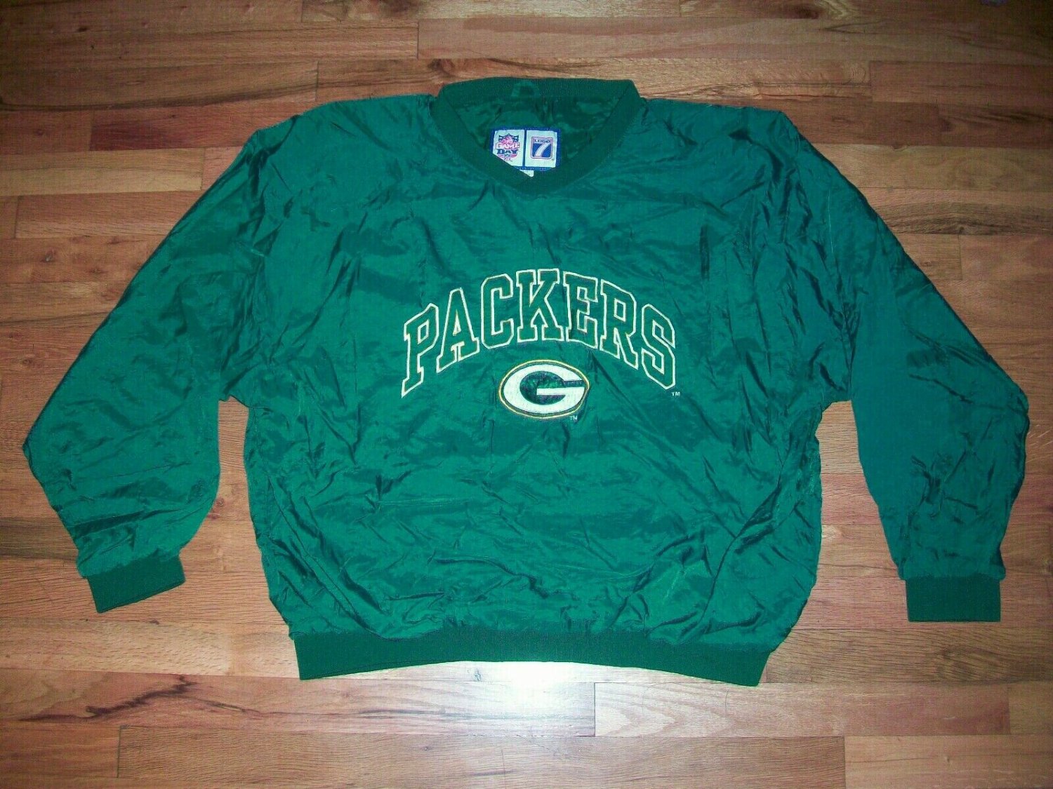 vintage embroidered Green Bay Packers Pull Over Jacket Sweatshirt NFL Game Day