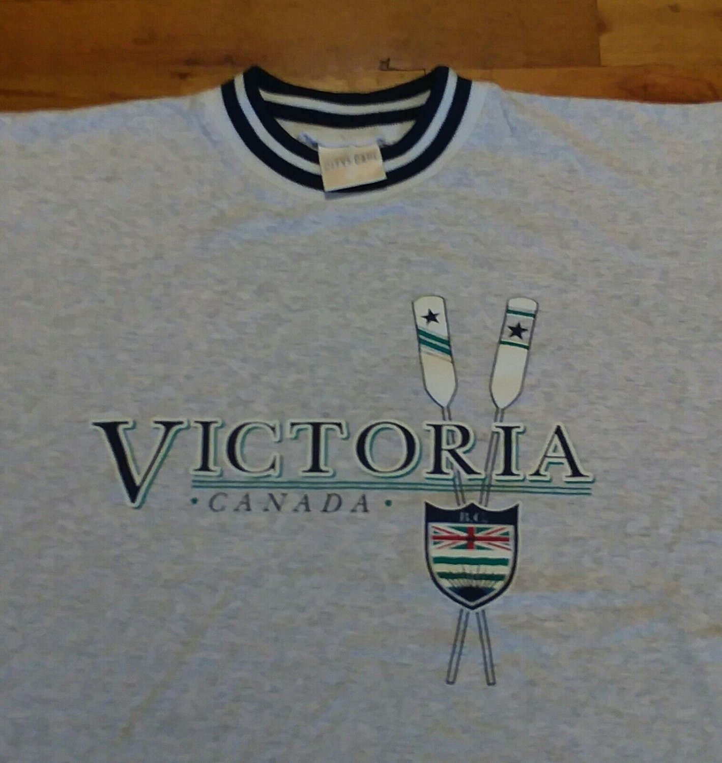 vintage Victoria Canada Rowing t-shirt Row Oars Souvenir ringer boat boating