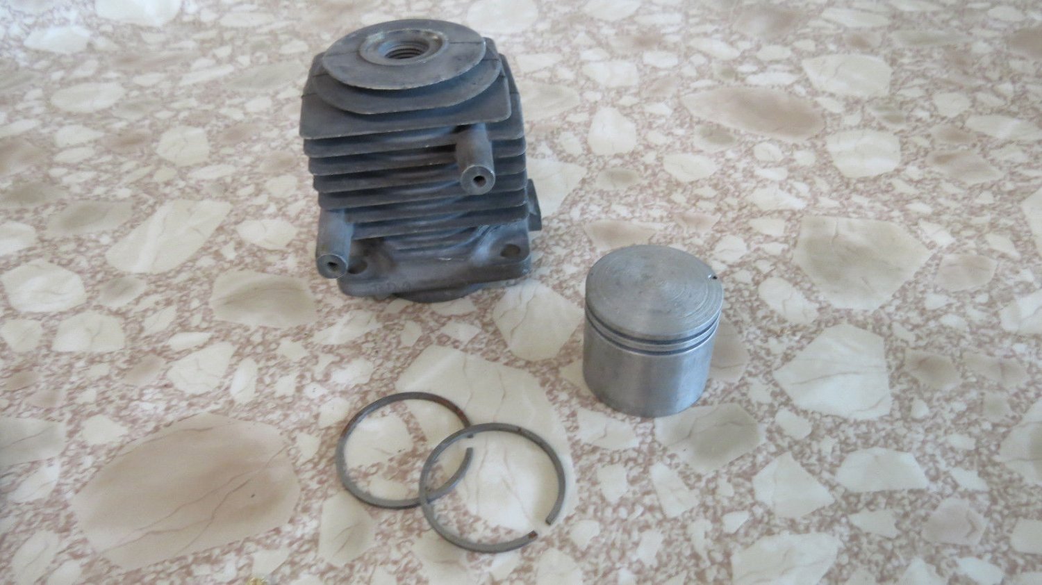 NOS CHAINSAW CYLINDER TOP END JUG, PISTON, RINGS HUSQVARNA STIHL