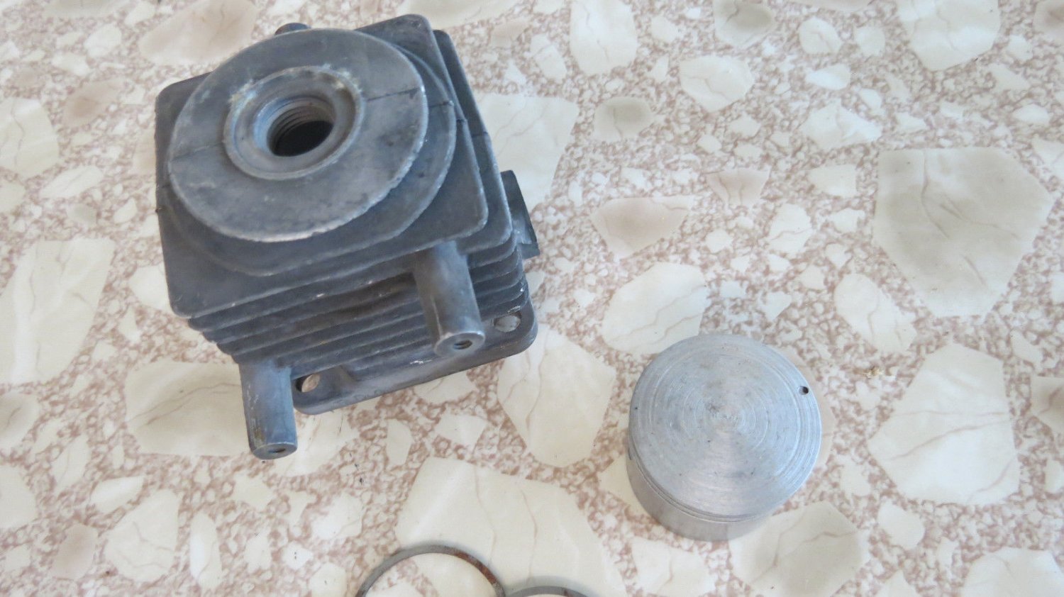 NOS CHAINSAW CYLINDER TOP END JUG, PISTON, RINGS HUSQVARNA STIHL