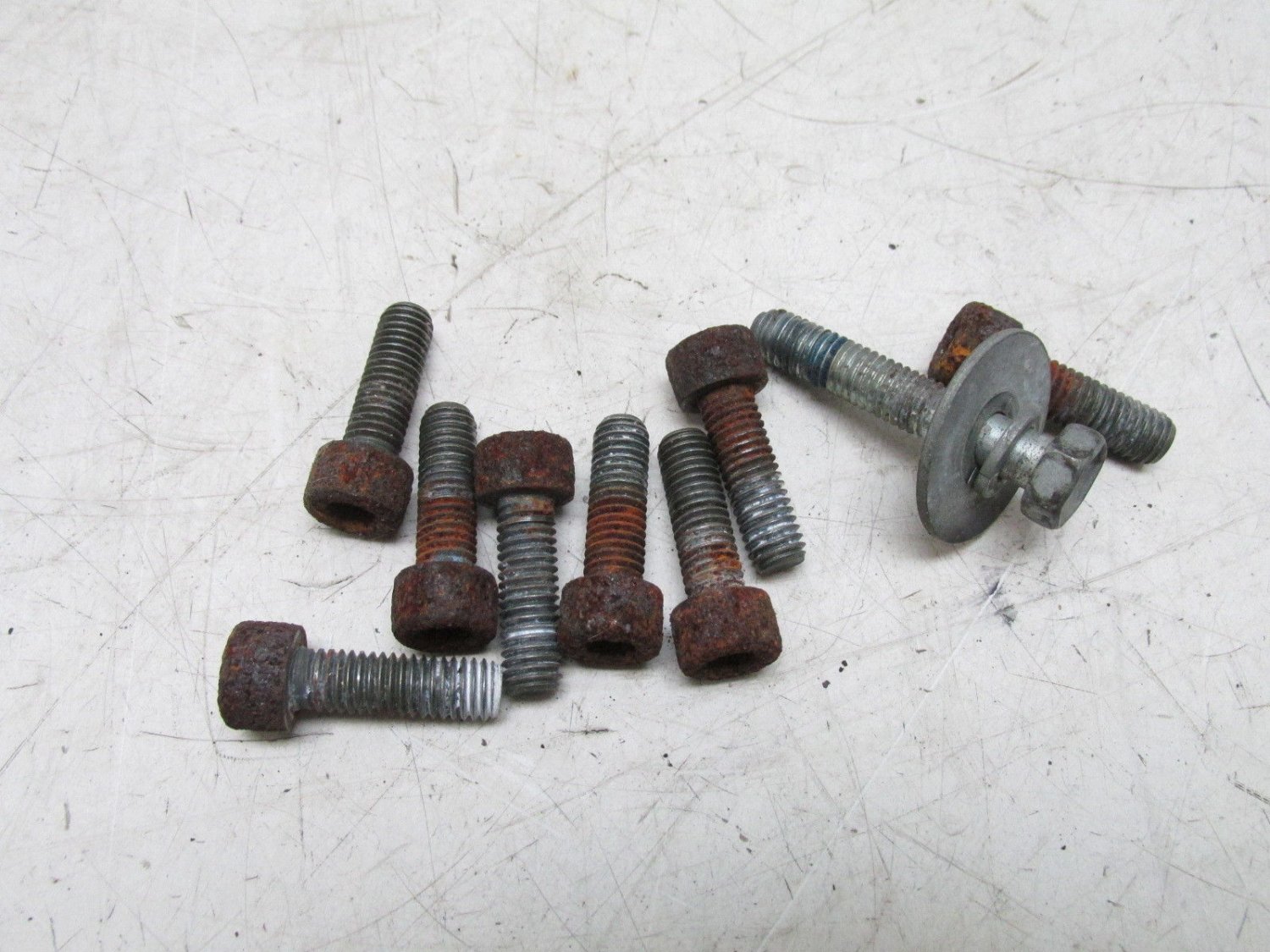 USED OEM 1999 Suzuki GSXR 600 Header Exhaust Bolts 482-29