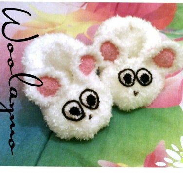 Hand Knitted Baby Boots Booties Handmade New Gift idea White Mouse Animal socks