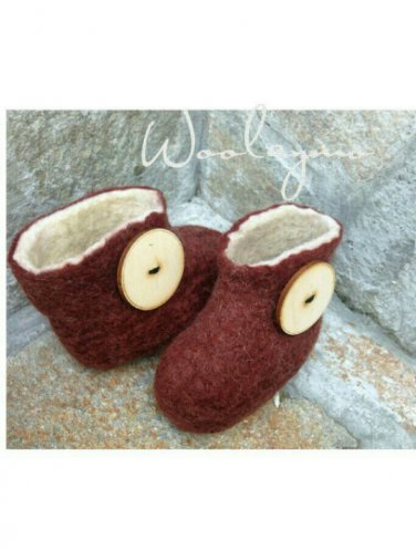 Felt Baby booties * Handmade shoes * 18-24 months* Winter shoes * Unisex baby