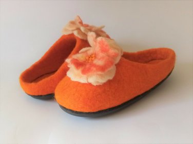US 7.5 Felted slippers Handmade slippers *Womens Winter slippers Wool Home shoes