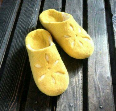 US 9 Wool slippers for women US * Handmade house shoes * Yellow slippers