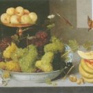 Peter Binoit - CRAPES IN WHITE PORCELAIN BOWL
