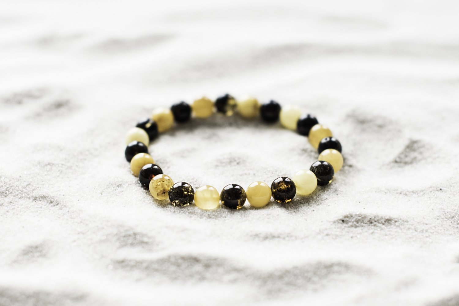 Mixed colours amber bracelet