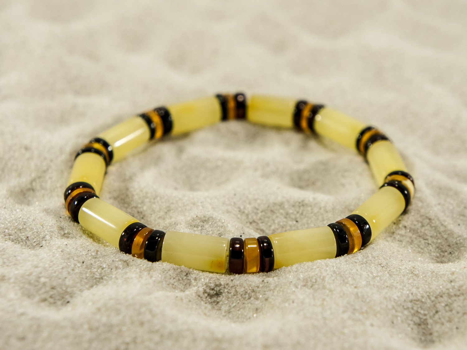 Natural handmade bracelet with cylinder beads.